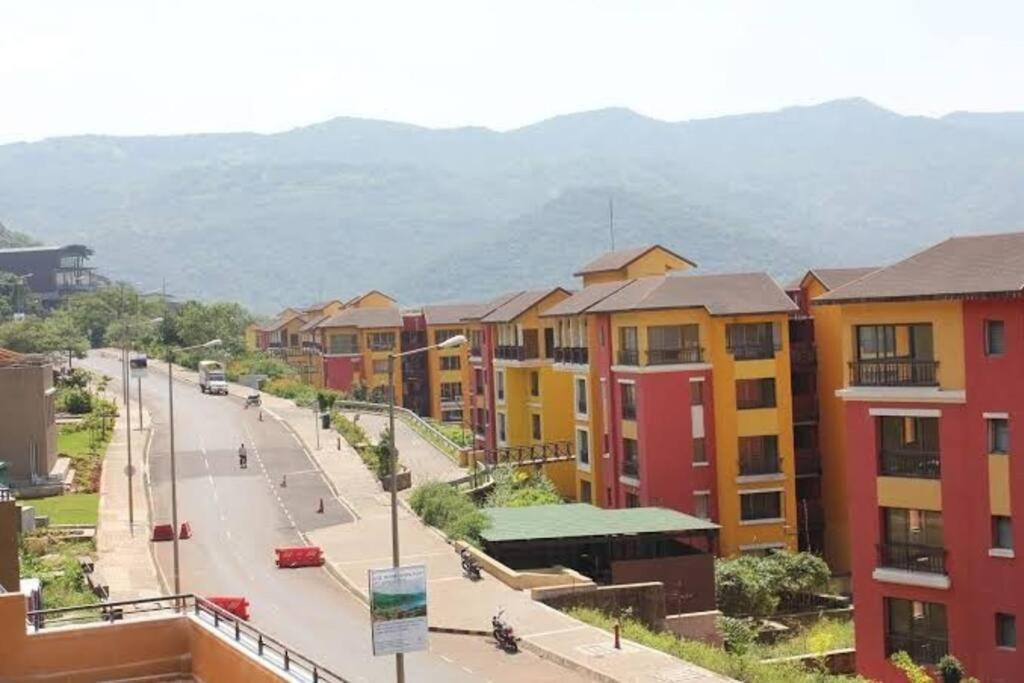Portofino Apartment Lavasa Bagian luar foto