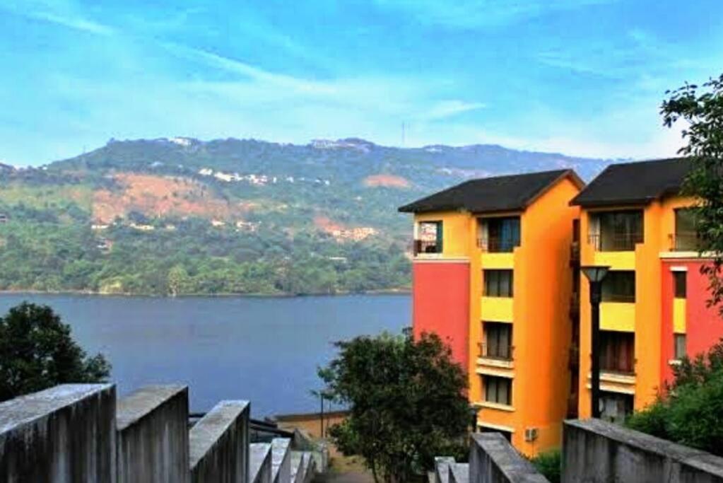 Portofino Apartment Lavasa Bagian luar foto