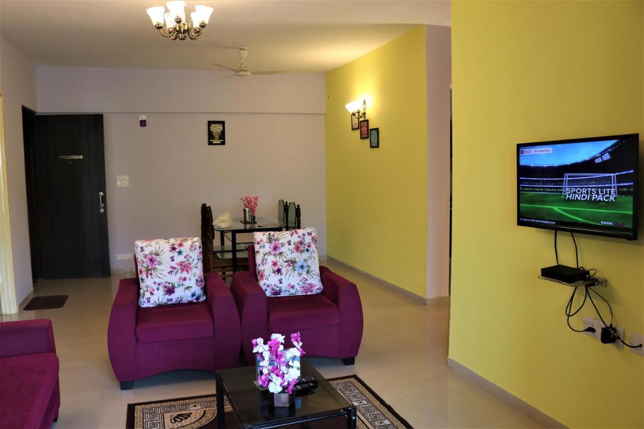 Portofino Apartment Lavasa Bagian luar foto