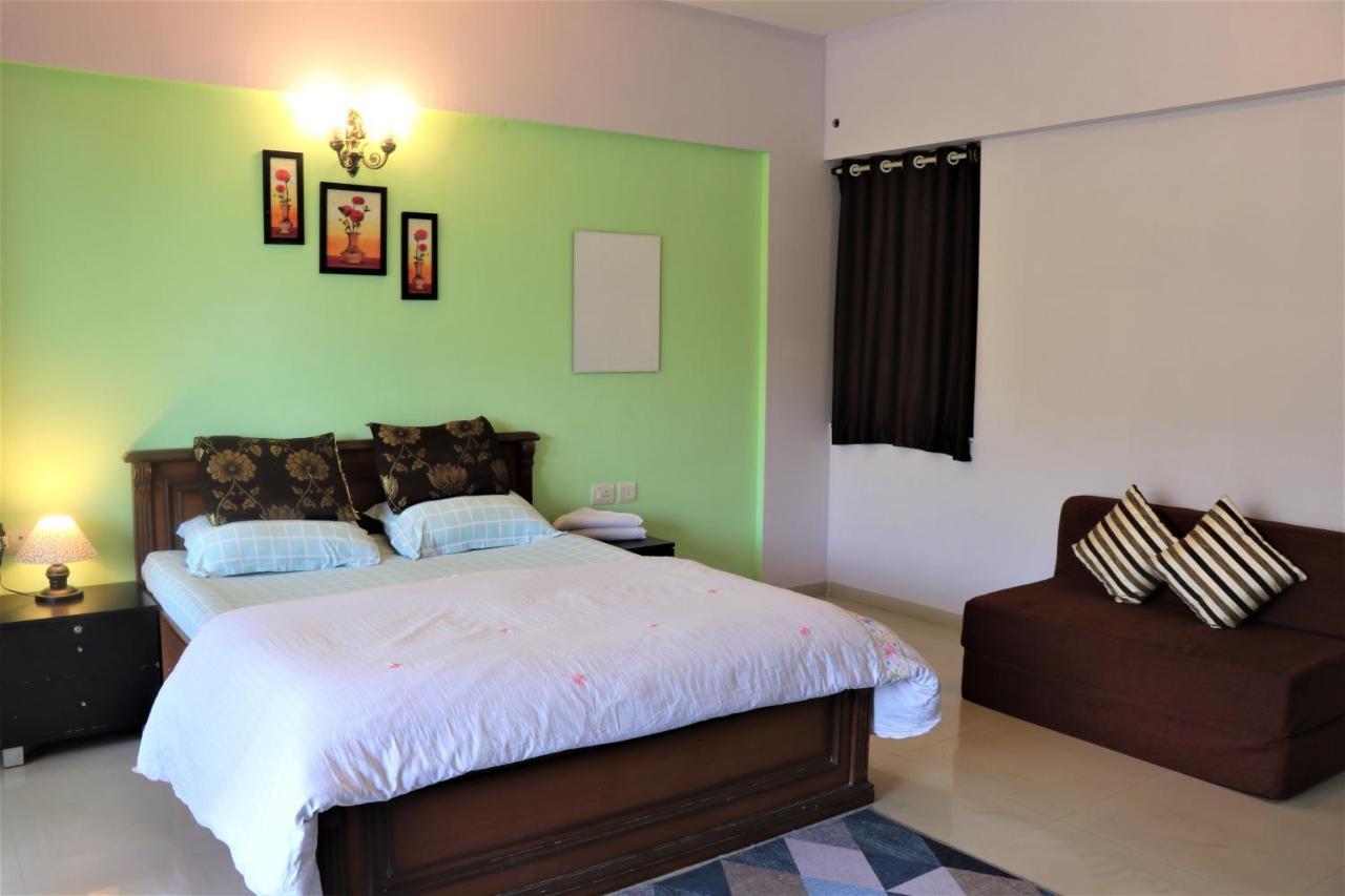 Portofino Apartment Lavasa Bagian luar foto