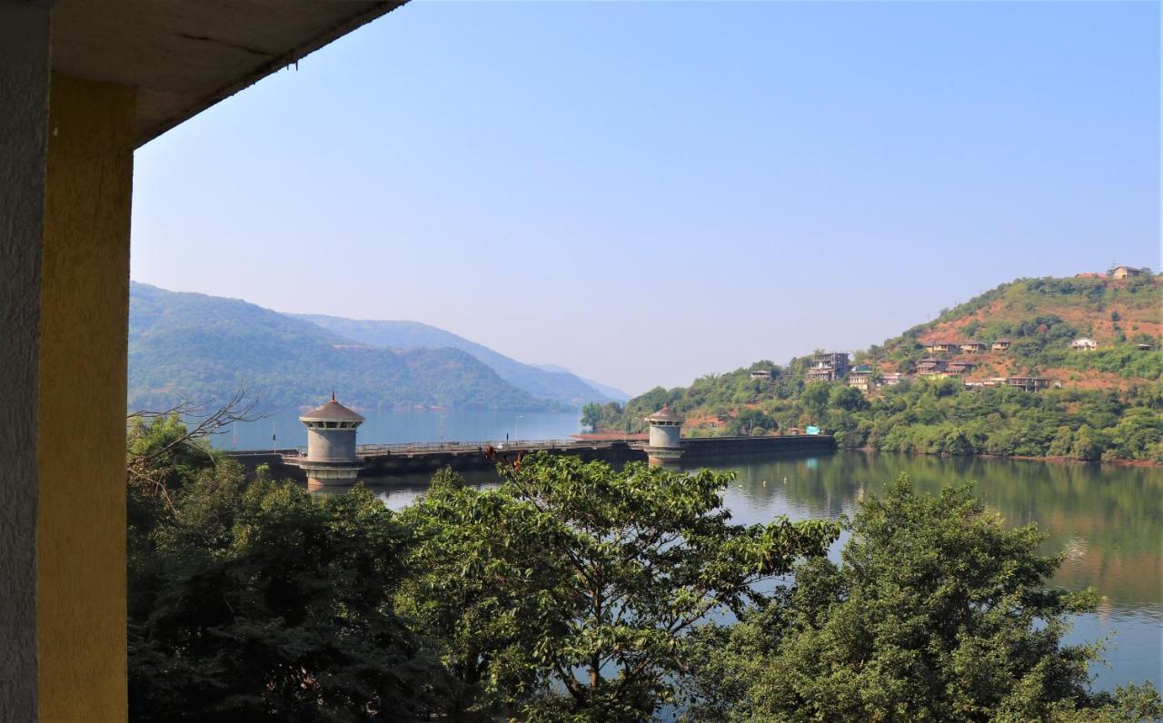 Portofino Apartment Lavasa Bagian luar foto