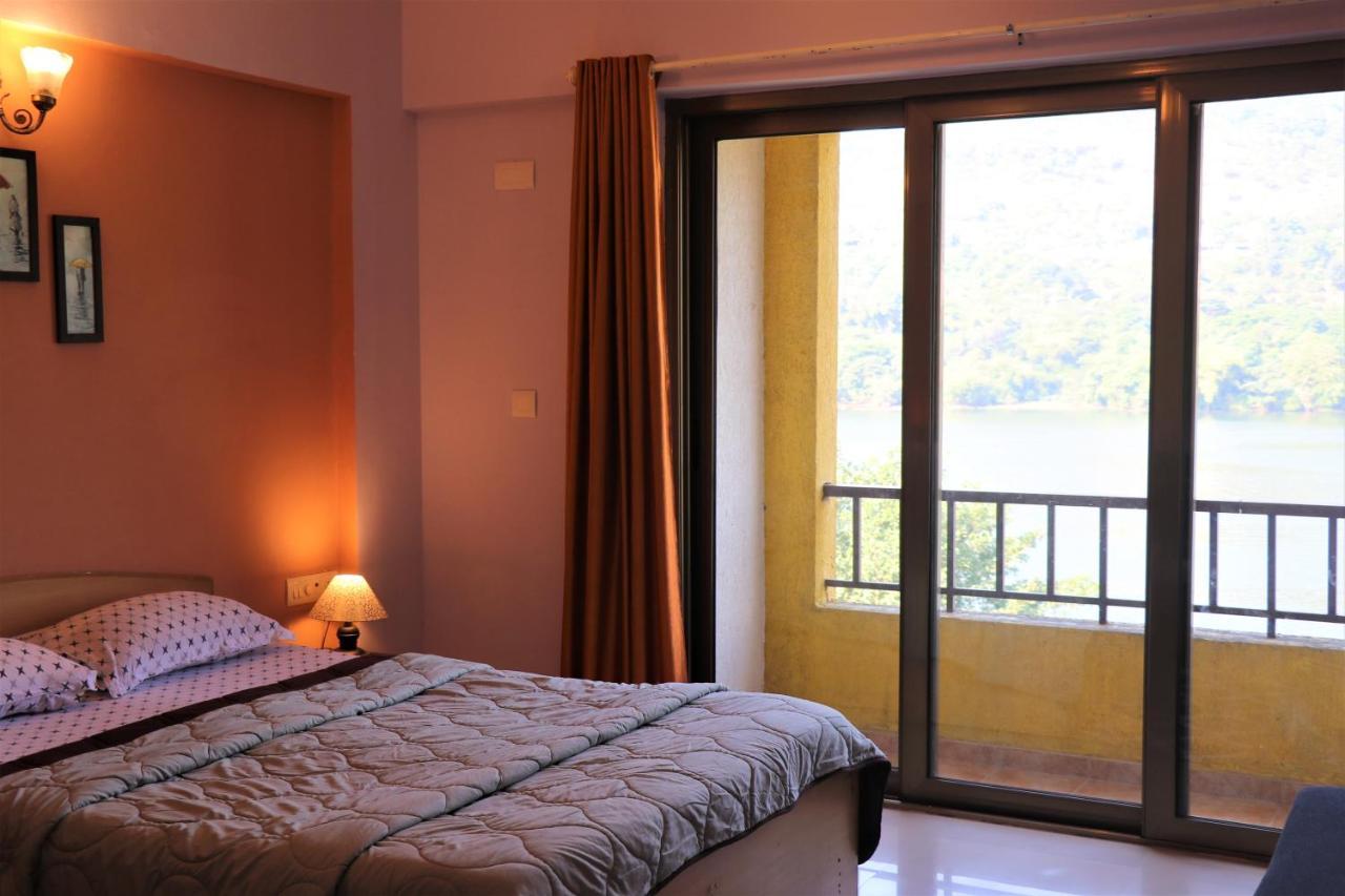 Portofino Apartment Lavasa Bagian luar foto