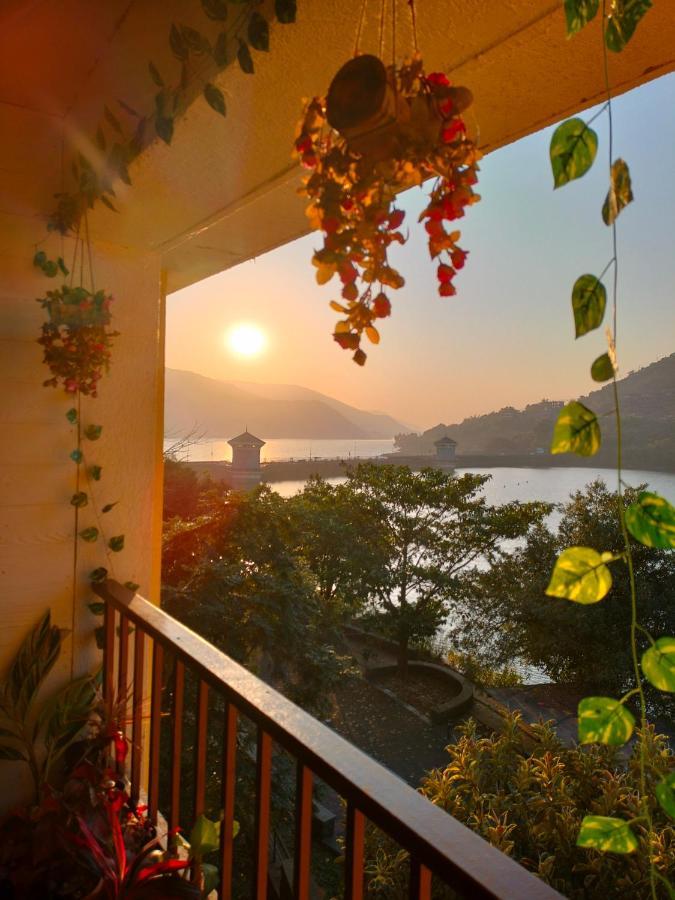 Portofino Apartment Lavasa Bagian luar foto